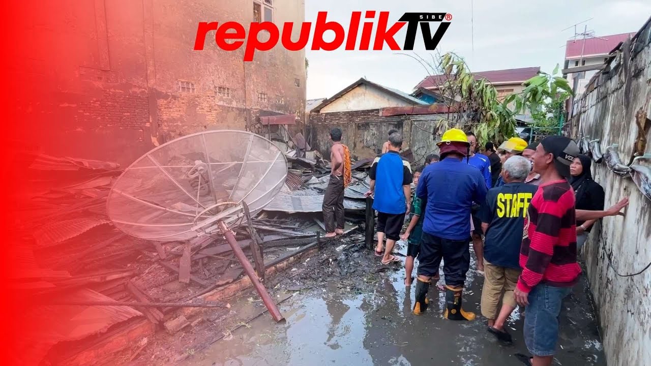 Kios Kosong Tak Berpenghuni Terbakar