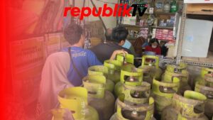 Antri Gas Elpiji 3 KG Kehabisan