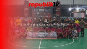 Ketua TP PKK HST Tutup Turnamen Futsal Ramadhan Cup Season V
