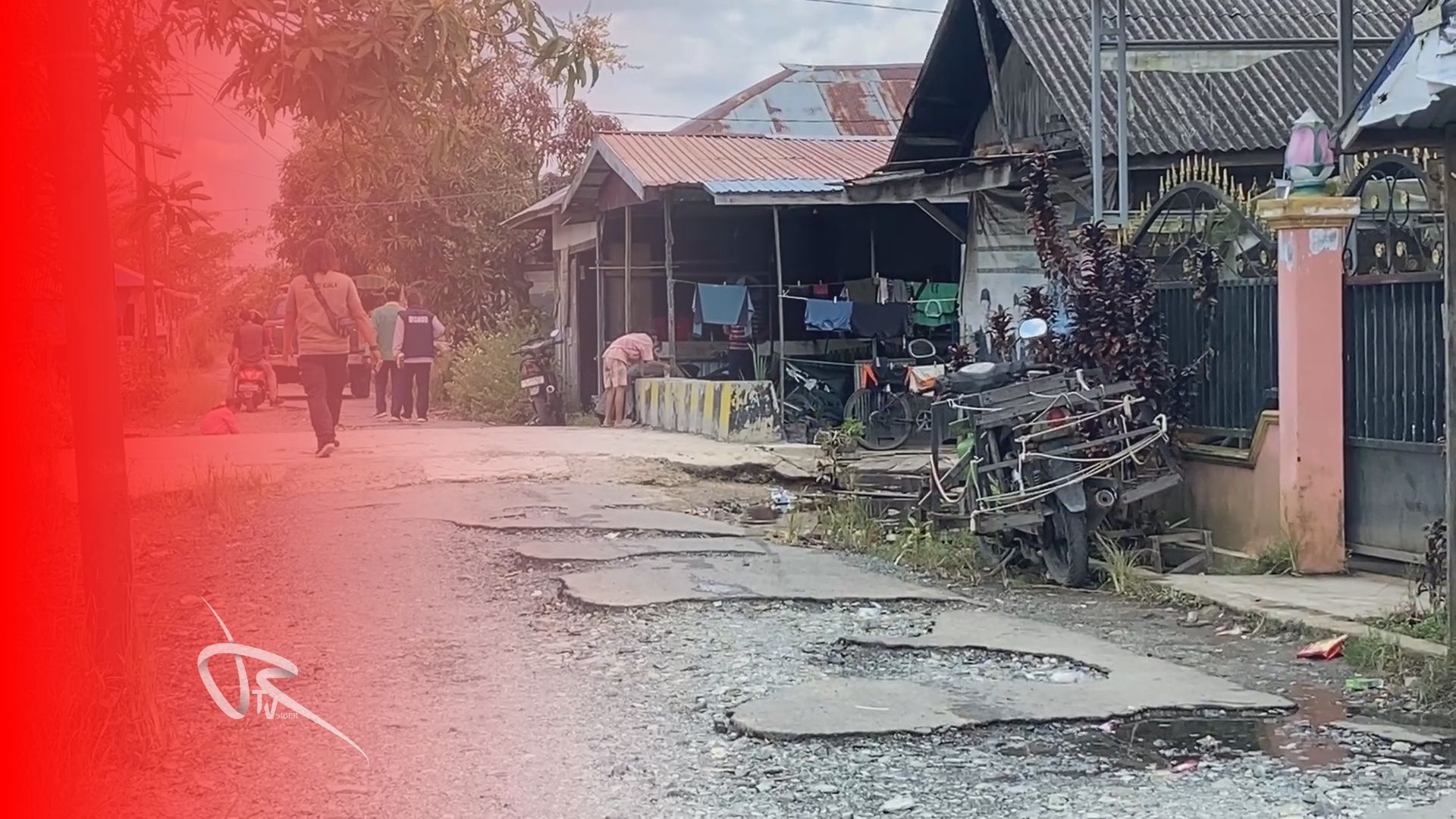 Jalan Penghubung Antar Desa Rusak Parah Usai Banjir