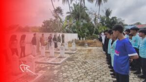 Disdik HST Ajak Pelajar SMPN 6 Napak Tilas ke Makam 23 Pejuang Kambat Selatan