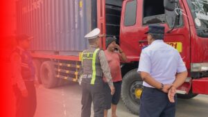 Belasan Truk Terjaring Razia Jam Operasional di Banjarmasin