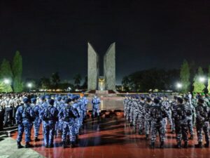 Pemprov Kalsel Gelar Apel Kehormatan dan Renungan Suci di TMP Bumi Kencana