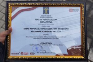 Percepat Legalitas 2.013 Koperasi Merah-Putih, Pemprov Kalsel Raih Penghargaan Mitra Kerja Kemenkum RI