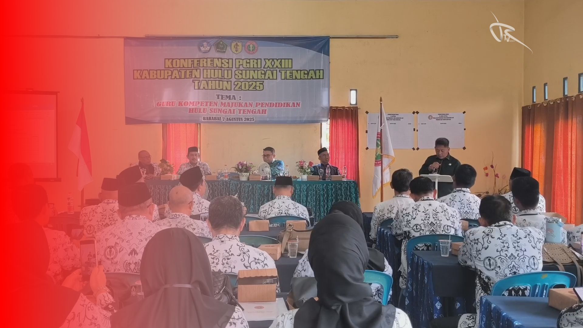 Bupati HST Buka Konferensi PGRI ke-21 Tahun 2025