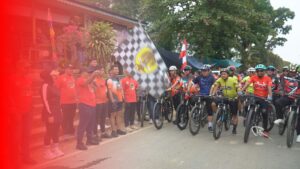 Ratusan Pesepeda Meriahkan Gowes HST Menyala di Taman Wisata Pagat