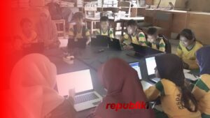 Diskominfo HST Lakukan Monitoring Starlink ke Pelosok