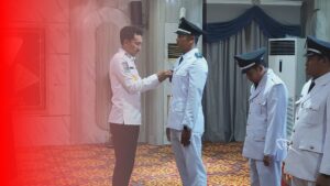 Bupati Banjar Lantik Tiga Kepala Desa PAW di Mahligai Sultan Adam