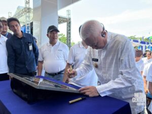 Gubernur Kalsel Resmikan Gedung Baru Bank Kalsel di Banjarbaru