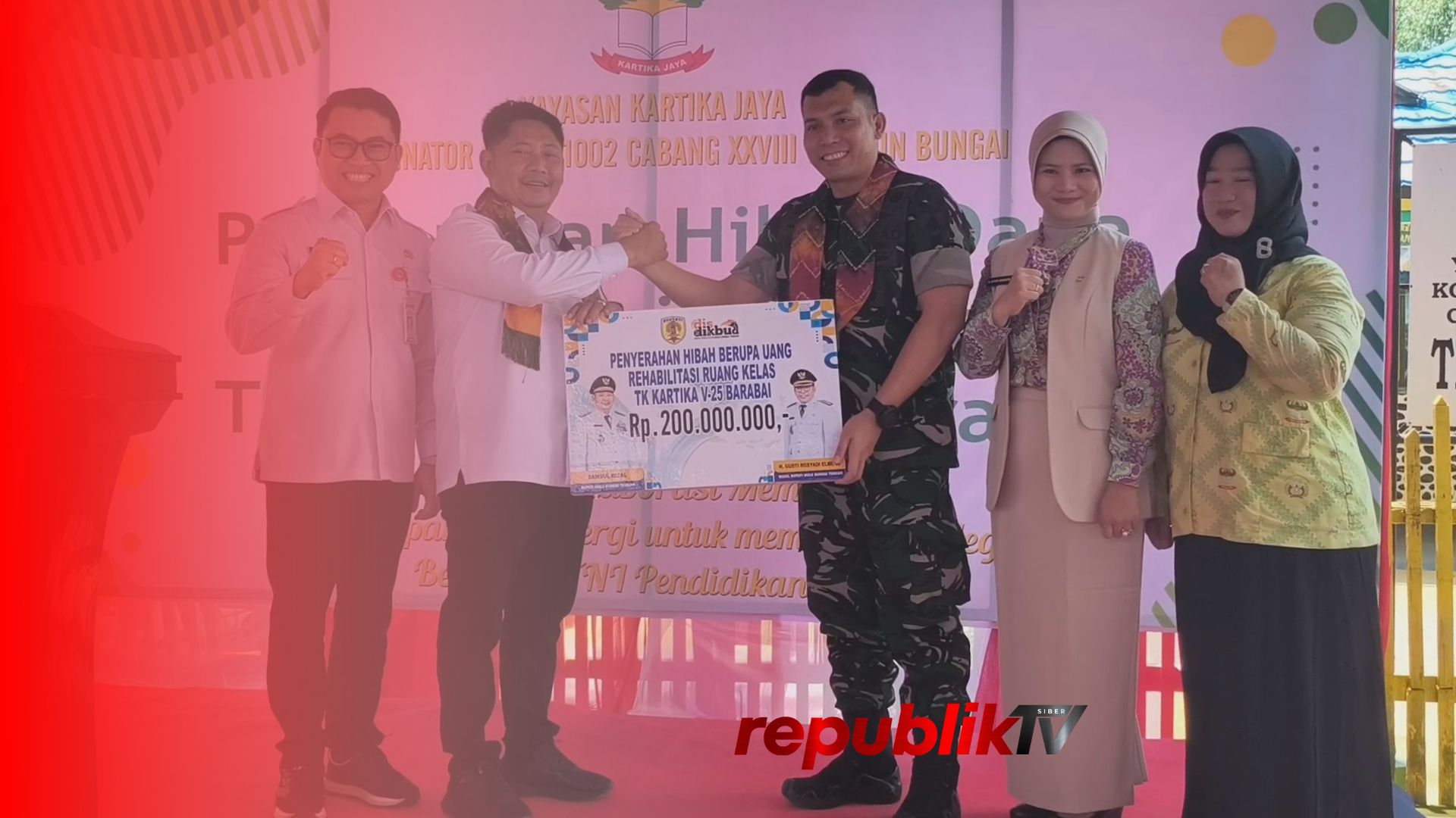 Pemkab HST Hibahkan Dana untuk Rehabilitasi TK Kartika V-25