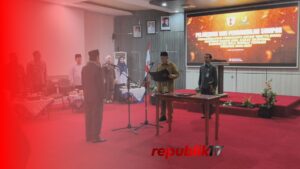 Bupati Lantik Fakhrin Rosyadi Pimpin BAZNAS HST