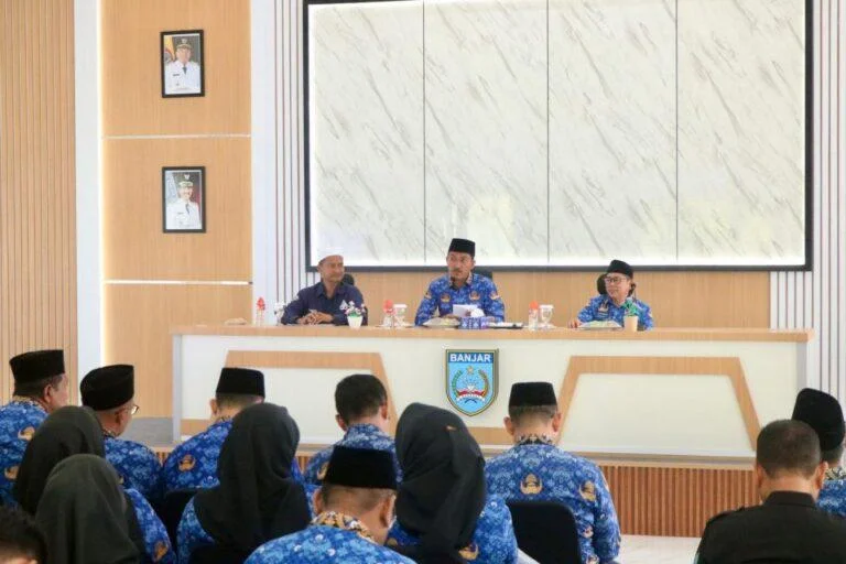 Pemkab Banjar Persiapan Peringatan 5 Rajab, Bupati : “Datang Barasih, Bulik Barasih”.