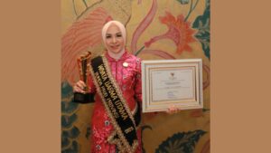 Ketua Bunda PAUD Kalsel Raih Penghargaan Bunda PAUD Terbaik Nasional 2025