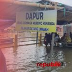 Gotong Royong Warga Menjamu Jemaah Momen 5 Rajab