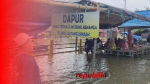 Gotong Royong Warga Menjamu Jemaah Momen 5 Rajab