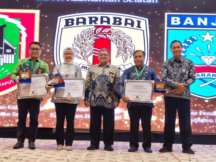 Pemprov Kalsel Borong Empat Penghargaan Pendidikan dari Kemendikdasmen