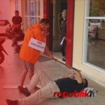 Rekonstruksi Pembunuhan Saat Banjir di Desa Bincau