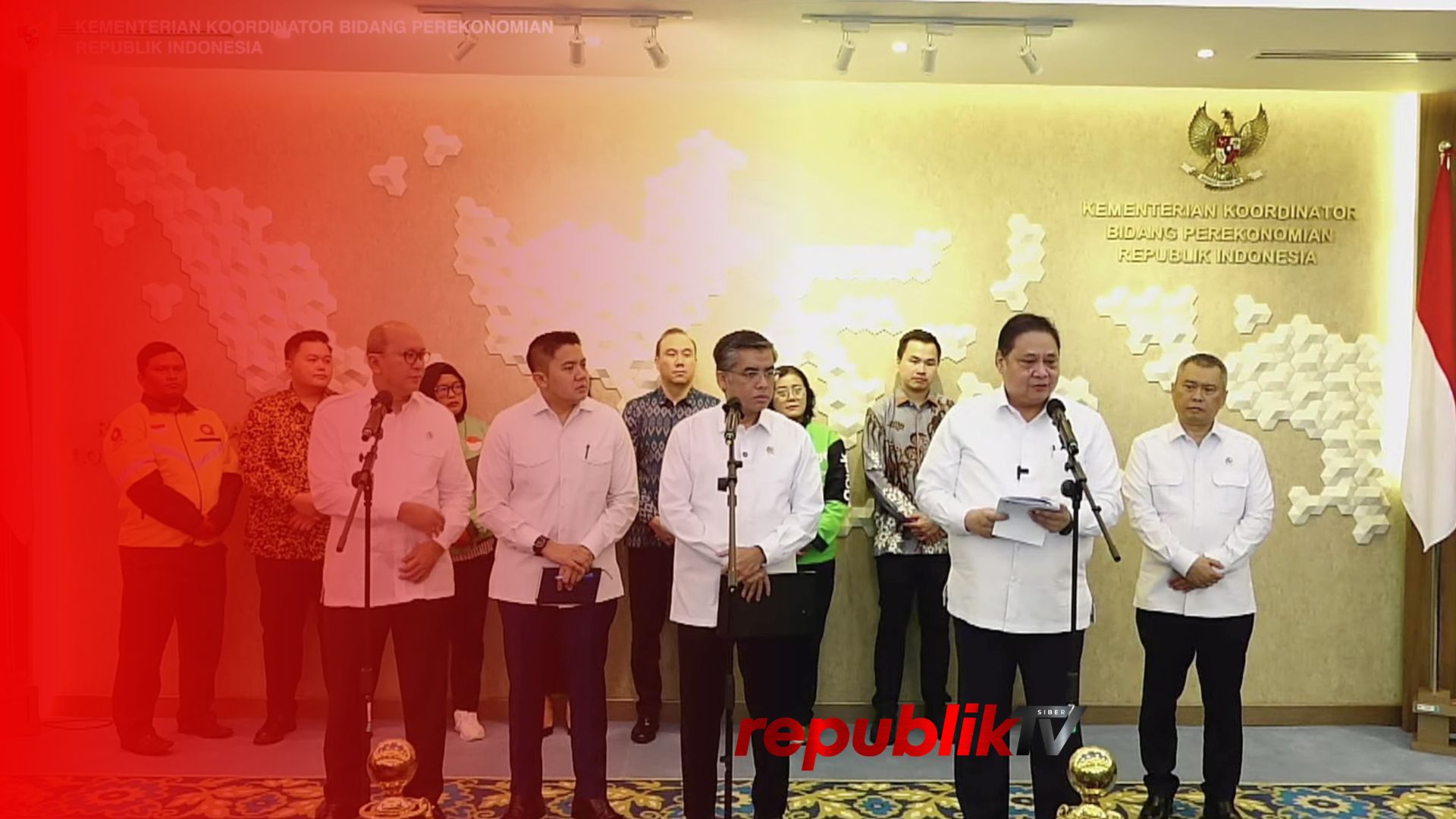 Pemerintah Umumkan THR dan BHR Idulfitri 2026 Anggaran ASN Rp55 Triliun Swasta Diperkirakan Rp124 Triliun