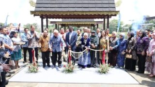 Dermaga Pasar Terapung di TMII Diresmikan, Promosikan Budaya Sungai Kalsel ke Tingkat Nasional