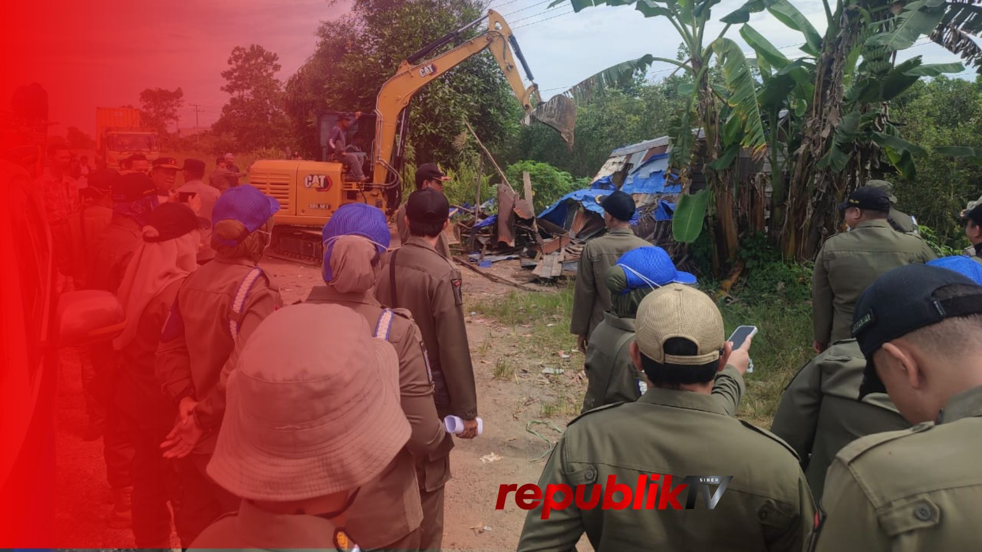 Puluhan Warung Liar Dibongkar Satpol PP