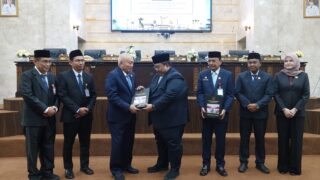 Gubernur Muhidin Terima Opini WTP ke-13 Berturut-turut, Bukti Pengelolaan Keuangan Kalsel Makin Berkualitas