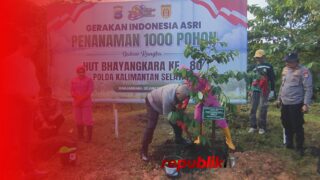 Hijaukan Banua, Polda Kalsel Gaungkan Gerakan 1000 Pohon di Hari Bhayangkara ke-80