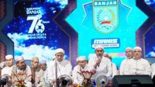 Doa Bupati Banjar Disambut Ribuan Jemaah Banjar Berselawat