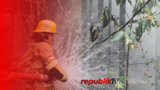 Satu Rumah Kosong Terbakar di Banjarbaru, Penyebab Kebakaran Masih Diselidiki